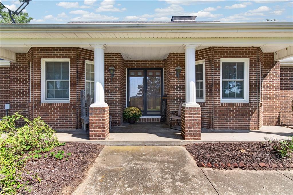12692 Elm Park Road Property Photo 6