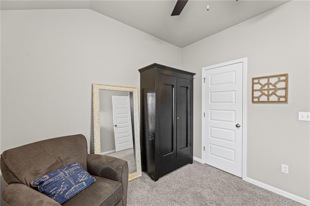 644 N Pear Street Property Photo 16