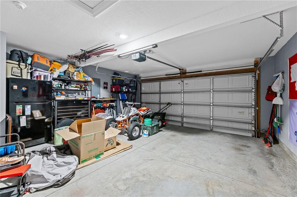 644 N Pear Street Property Photo 25
