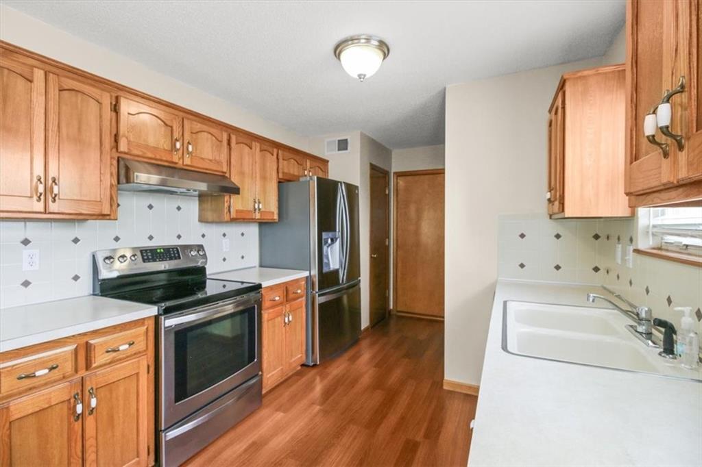 17002 E 45 Street Property Photo 11