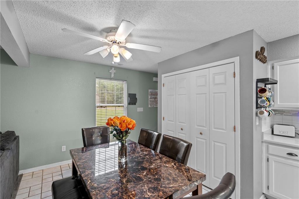 6066 Ne Moonstone Drive Property Photo 13