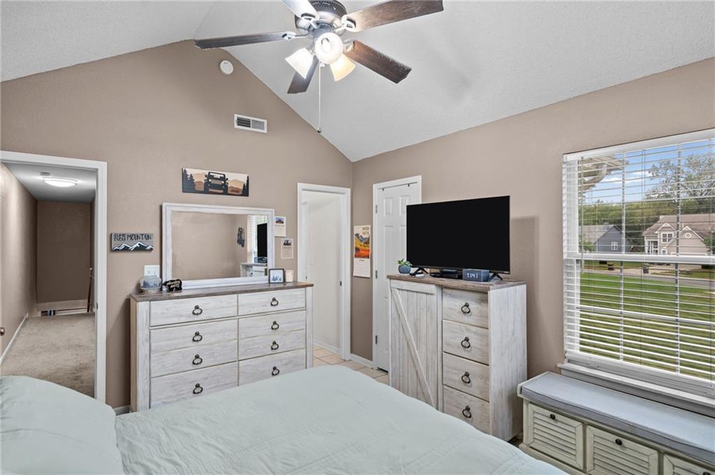 6066 Ne Moonstone Drive Property Photo 18