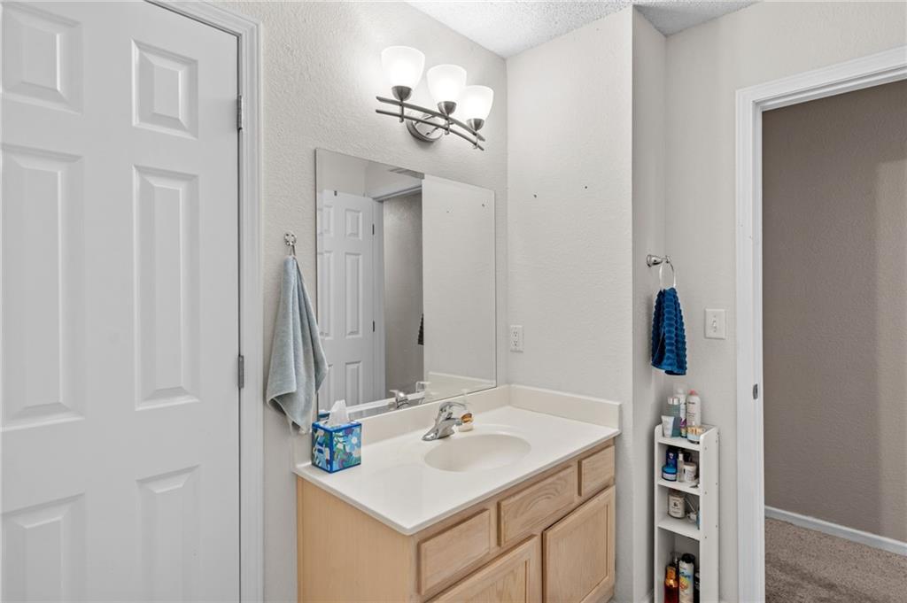 6066 Ne Moonstone Drive Property Photo 25
