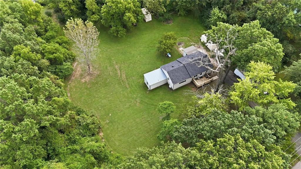 2915 S Slaughter Road Property Photo 4