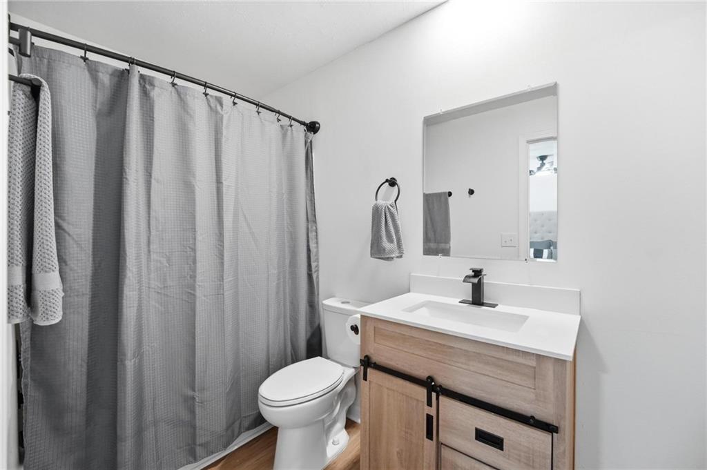 2915 S Slaughter Road Property Photo 20