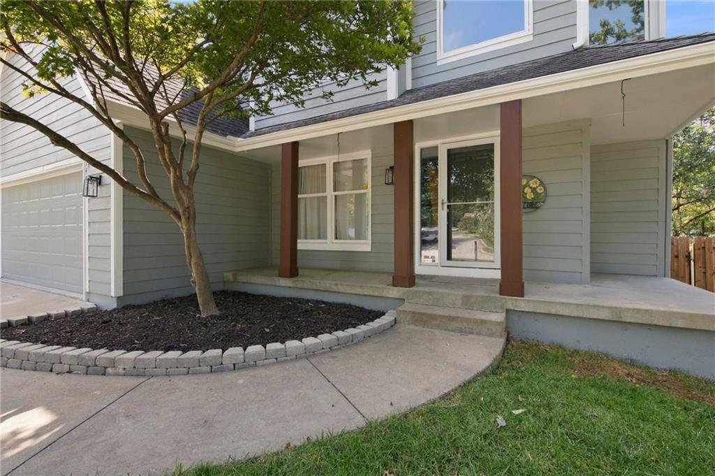 14921 W 124 Terrace Property Photo 3