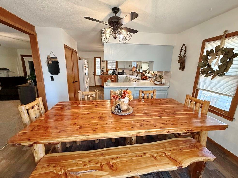 2096 S 2500 Road Property Photo 15