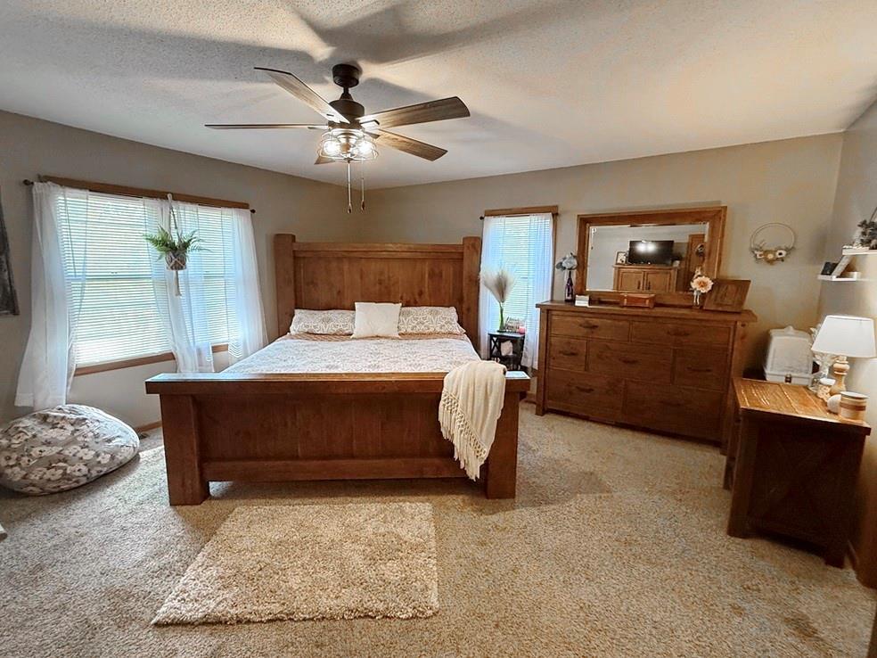 2096 S 2500 Road Property Photo 17