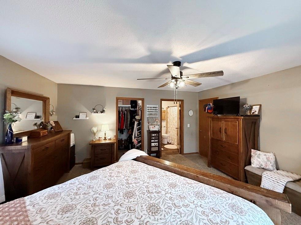 2096 S 2500 Road Property Photo 18