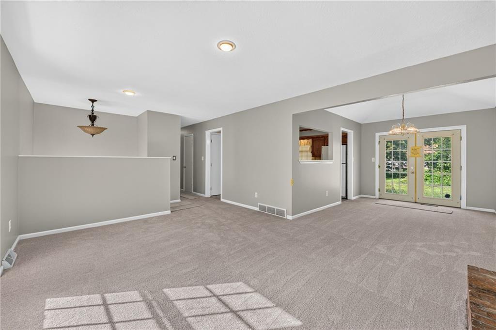 12800 Ewing Avenue Property Photo 13