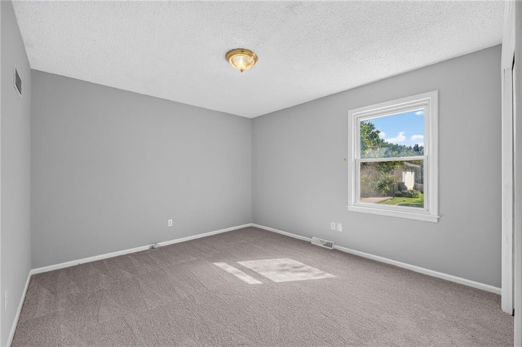 12800 Ewing Avenue Property Photo 22