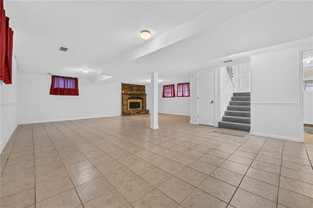 12800 Ewing Avenue Property Photo 31