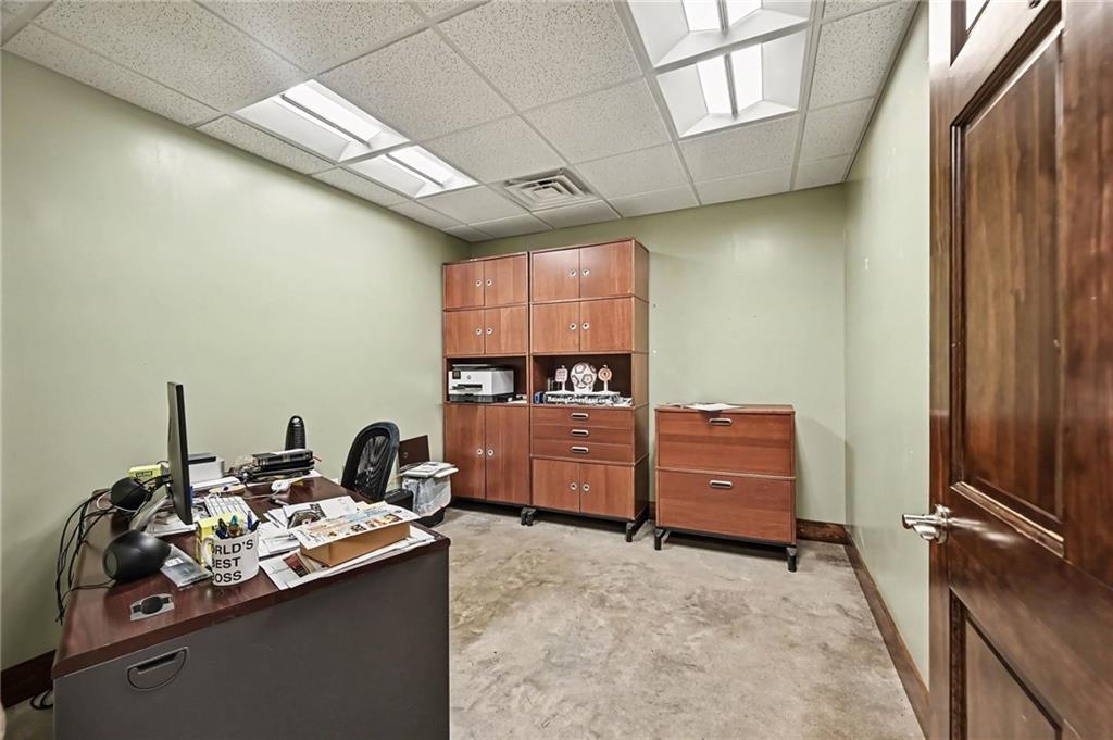 1704 Center Street Property Photo 6