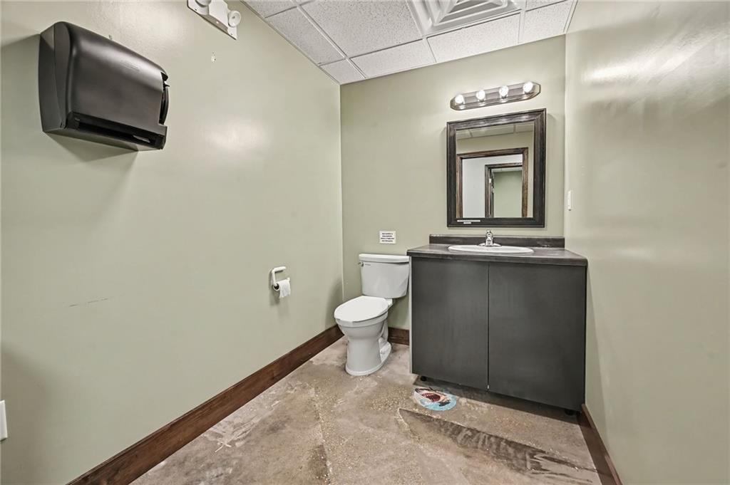 1704 Center Street Property Photo 9