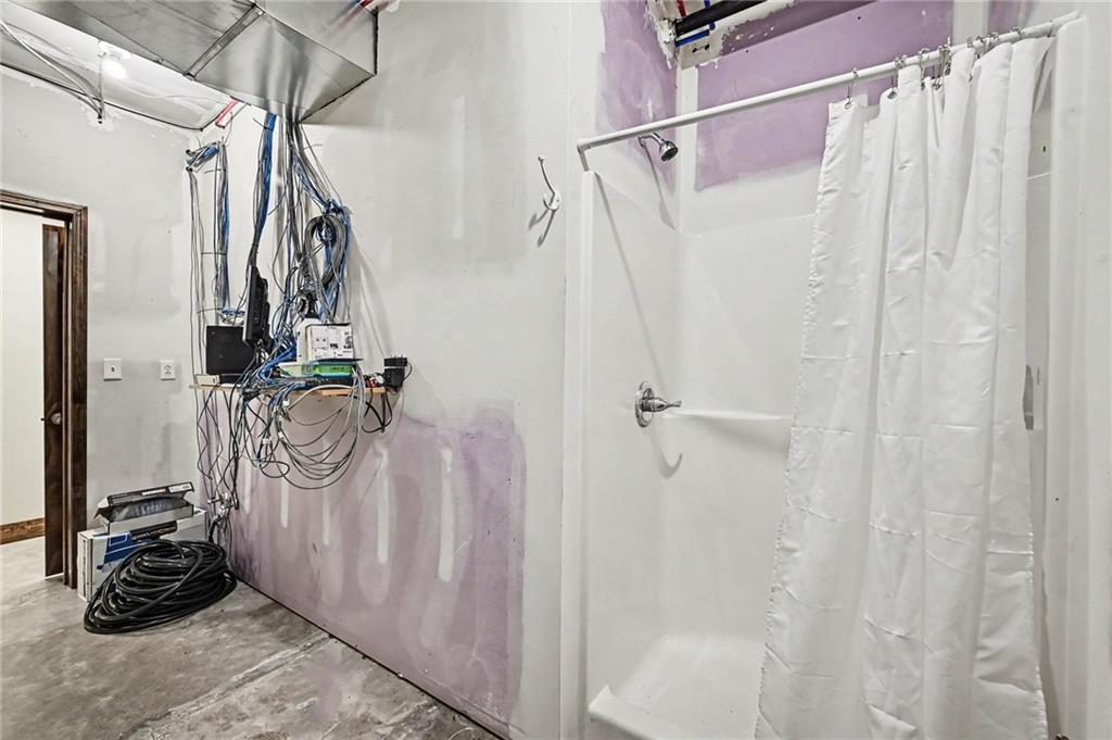 1704 Center Street Property Photo 10