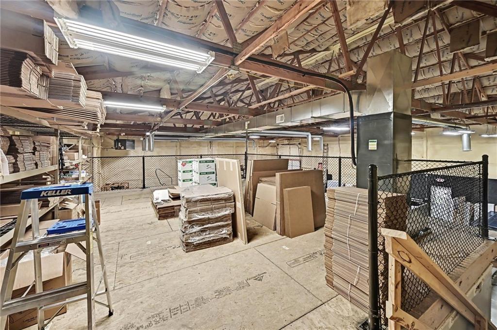 1704 Center Street Property Photo 16