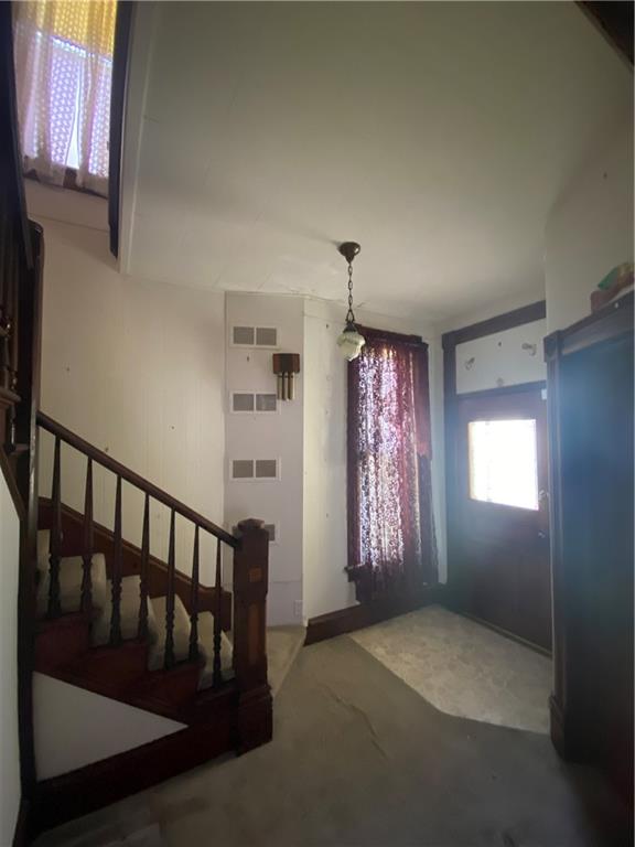 910 Columbia Avenue Property Photo 5
