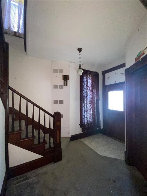 910 Columbia Avenue Property Photo 6