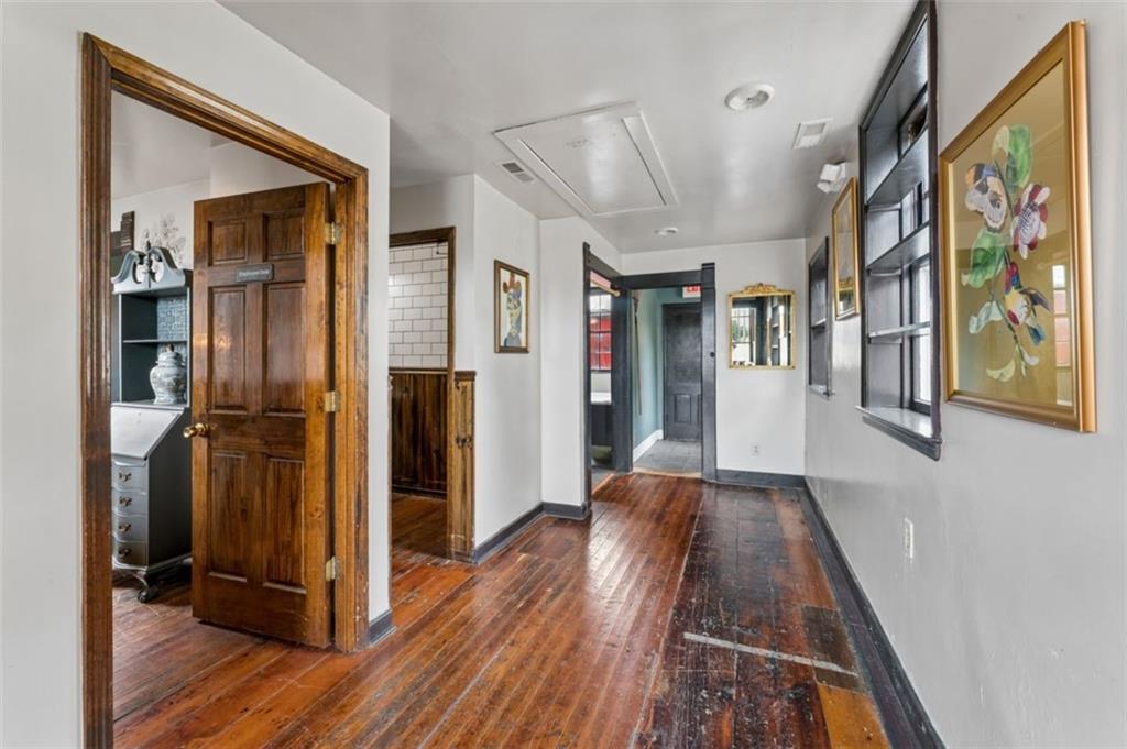 901 Franklin Avenue Property Photo 12