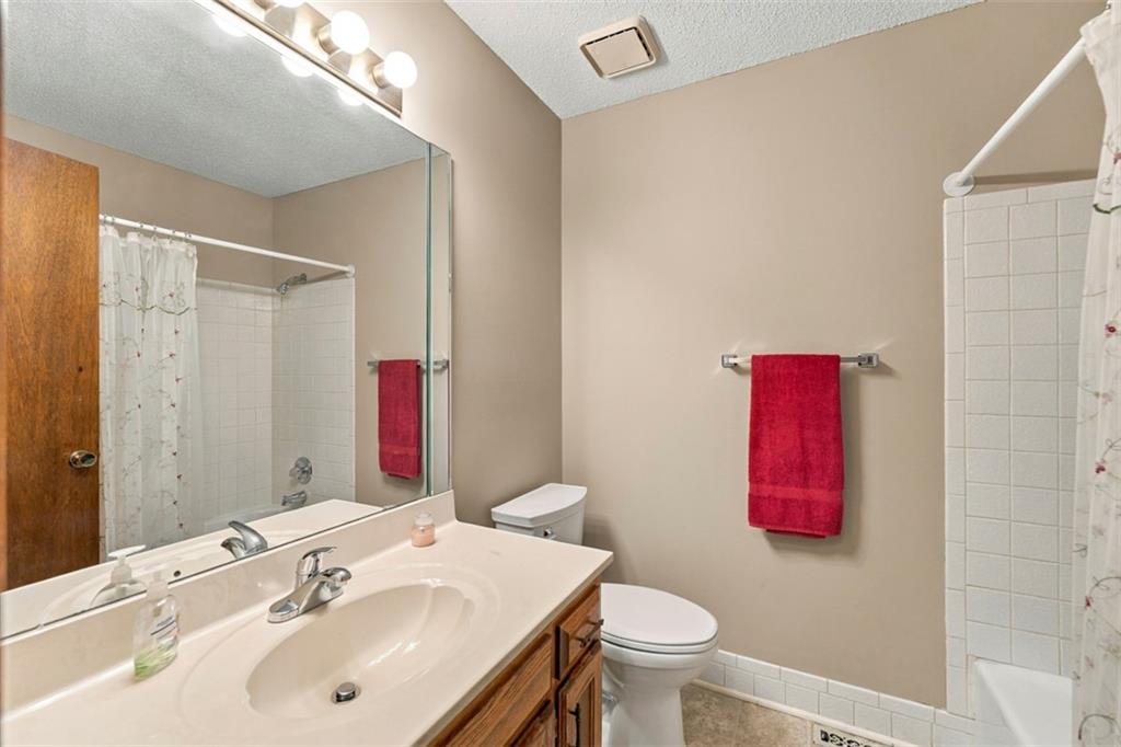 16513 E 51st St Court Property Photo 11
