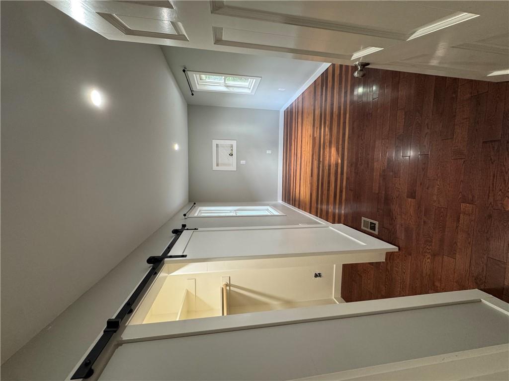 105 City Park Drive Property Photo 10