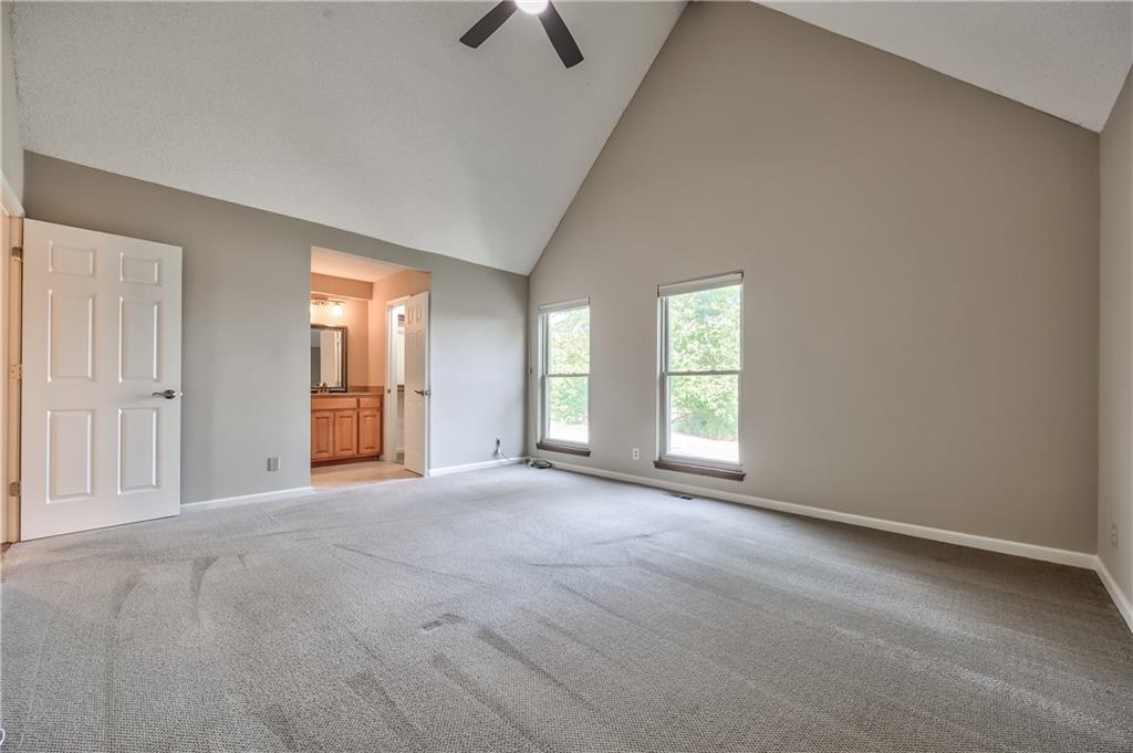 6919 Hallet Drive Property Photo 15