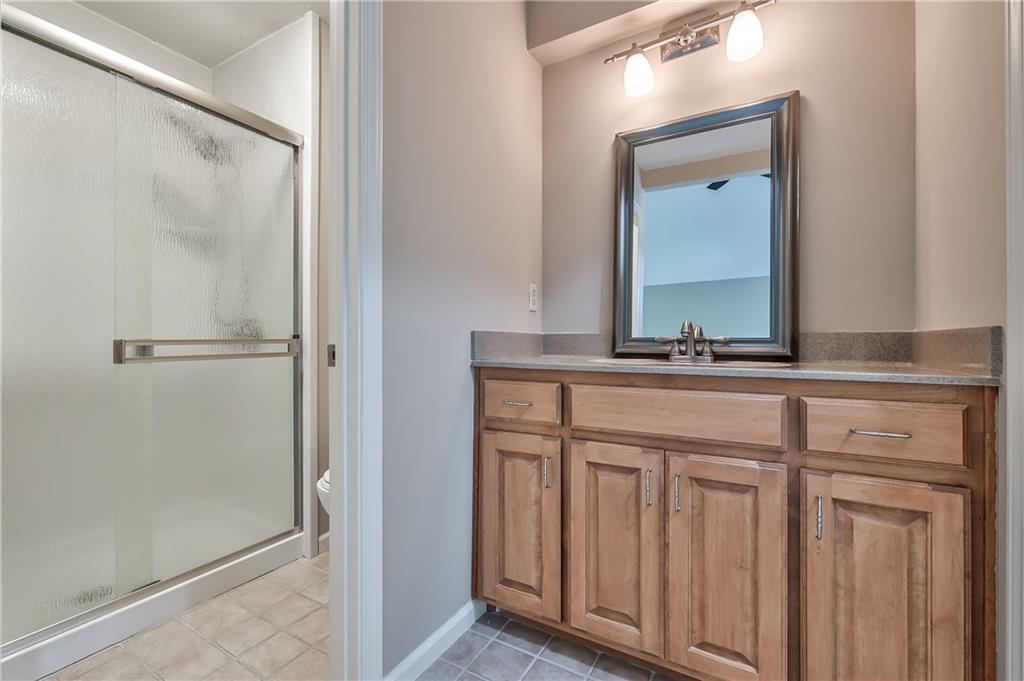 6919 Hallet Drive Property Photo 16