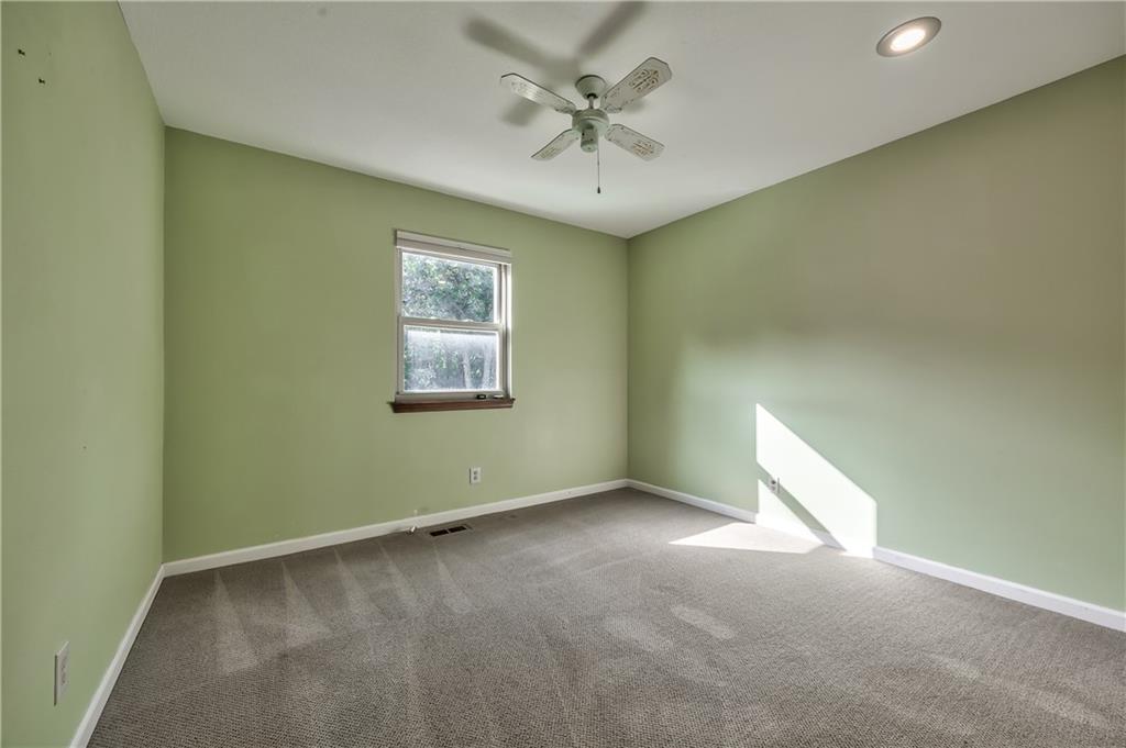 6919 Hallet Drive Property Photo 18