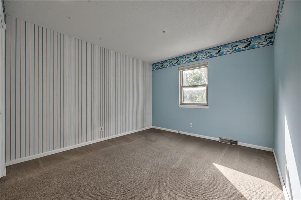 6919 Hallet Drive Property Photo 21
