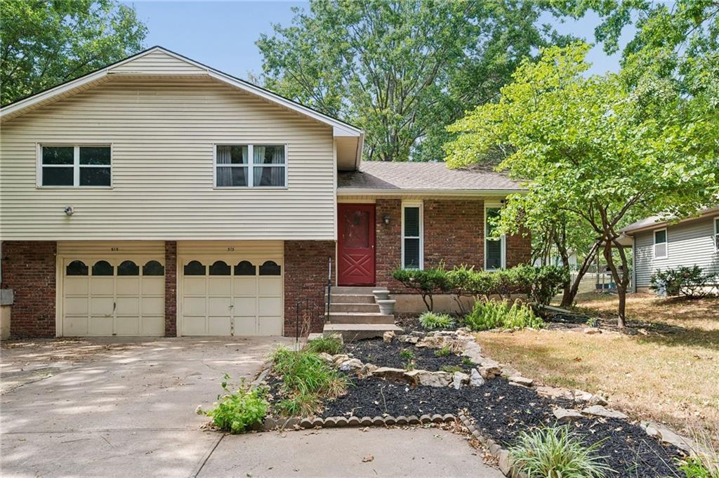 513 S Cardinal Drive Property Photo 1