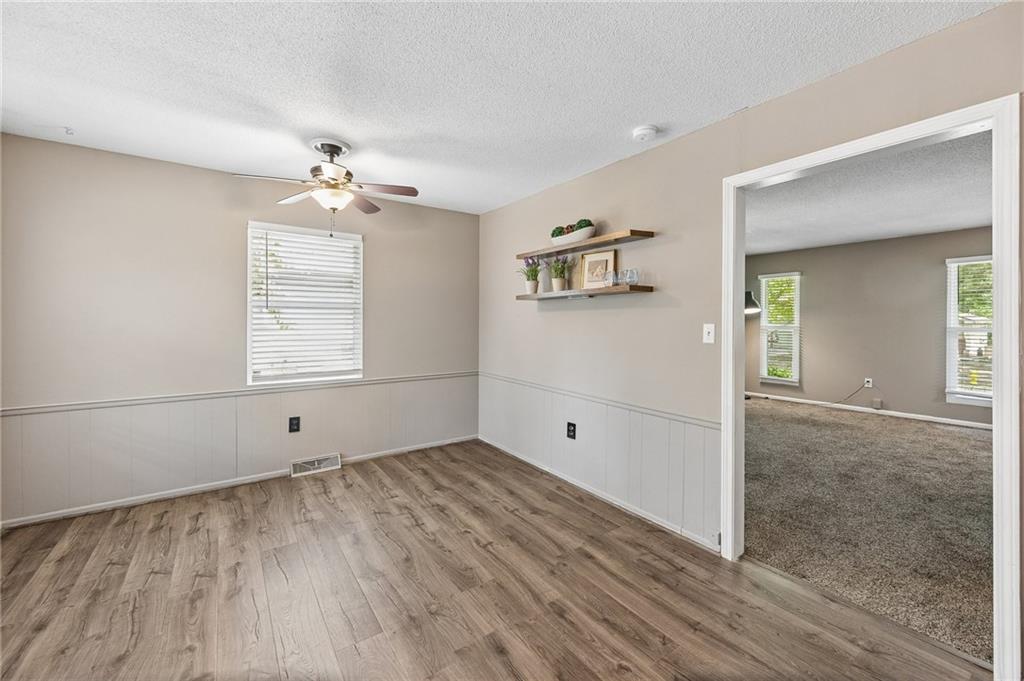 513 S Cardinal Drive Property Photo 13