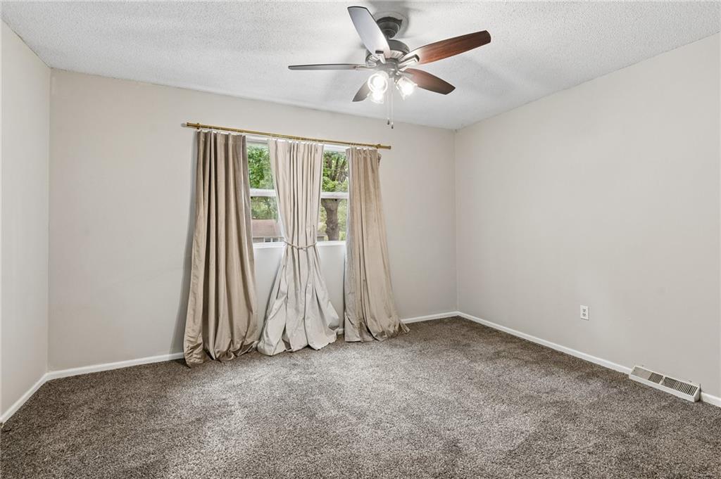 513 S Cardinal Drive Property Photo 16
