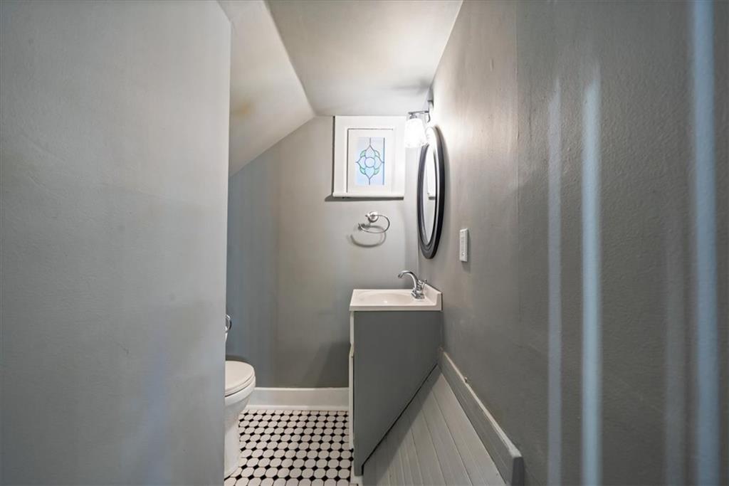579 E Loula Street Property Photo 15