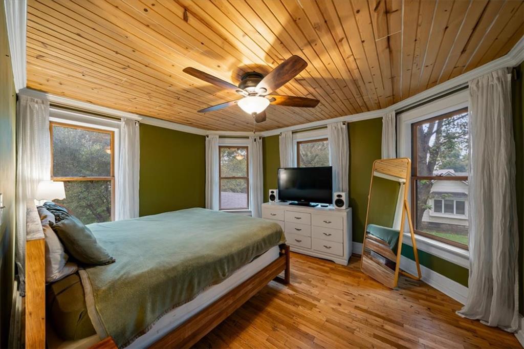 579 E Loula Street Property Photo 18