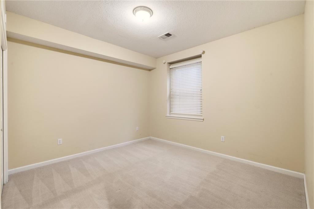 12440 Long Street Property Photo 30