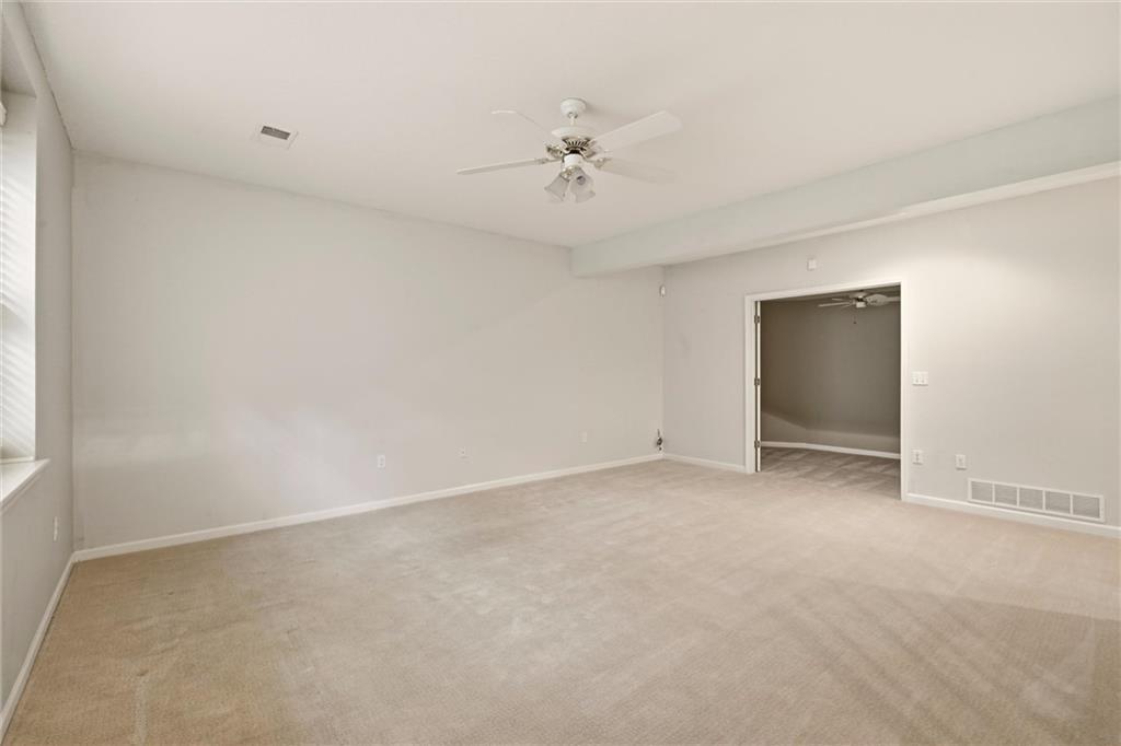 12440 Long Street Property Photo 32