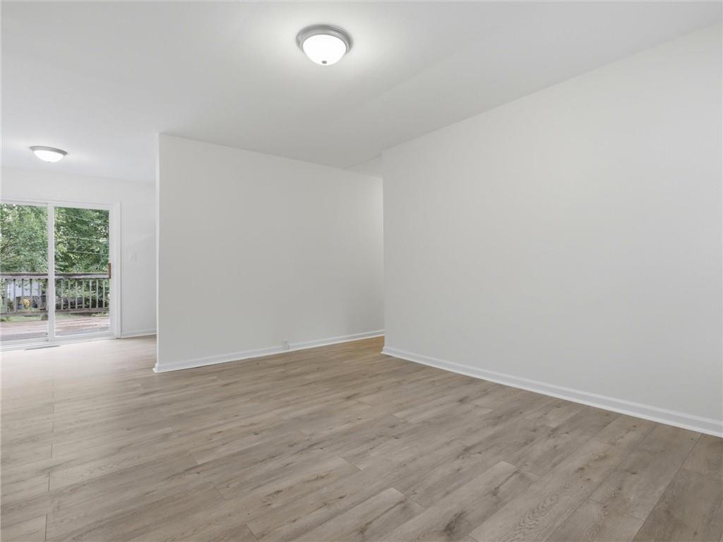 2309 S Crescent Avenue Property Photo 4