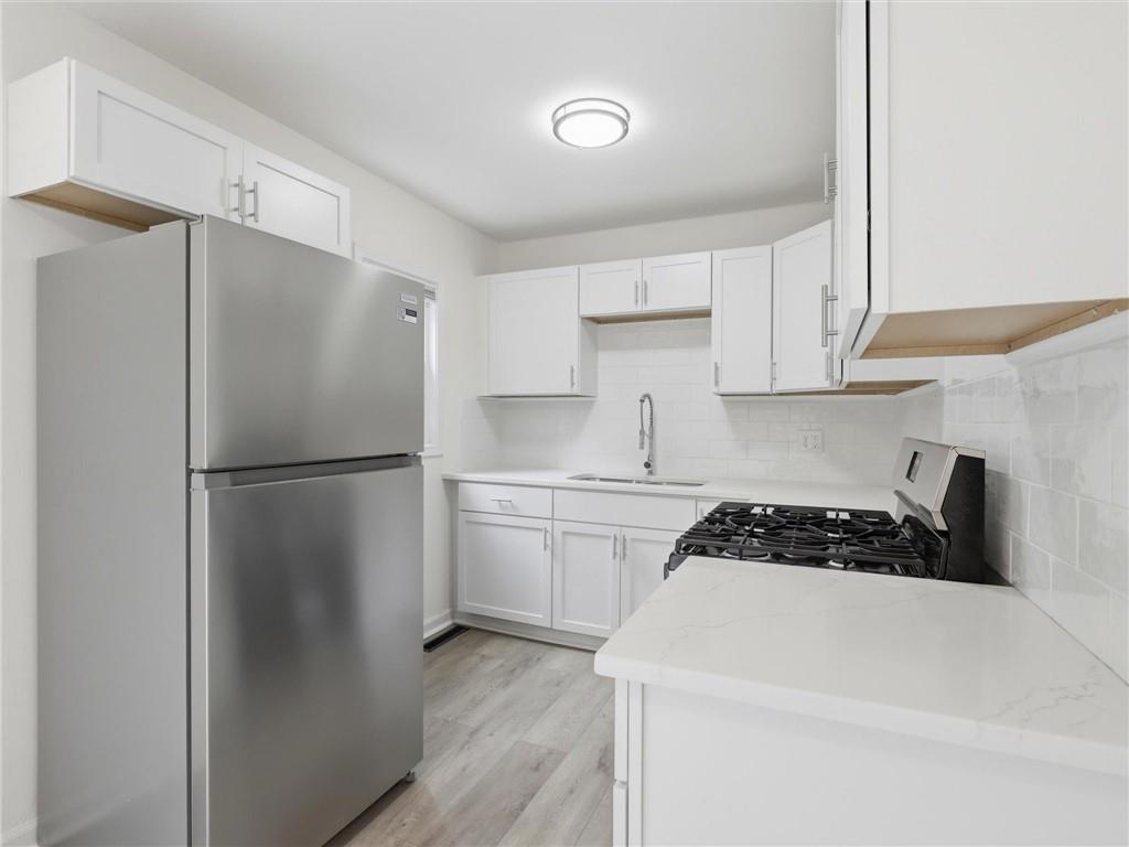 2309 S Crescent Avenue Property Photo 7
