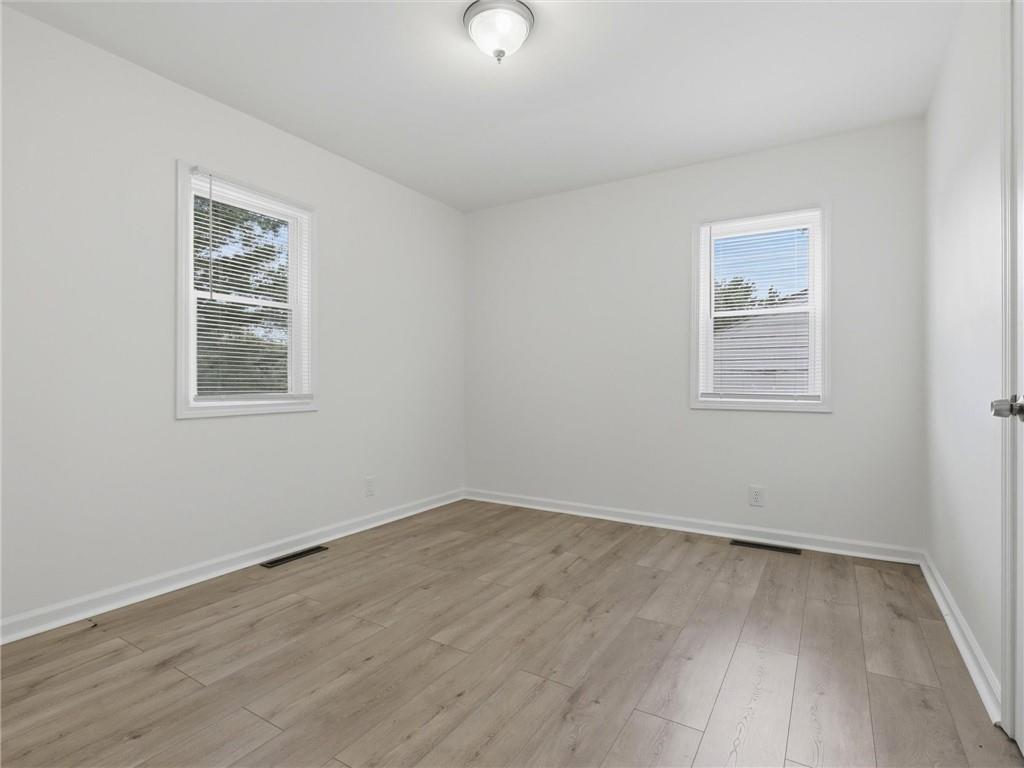2309 S Crescent Avenue Property Photo 13