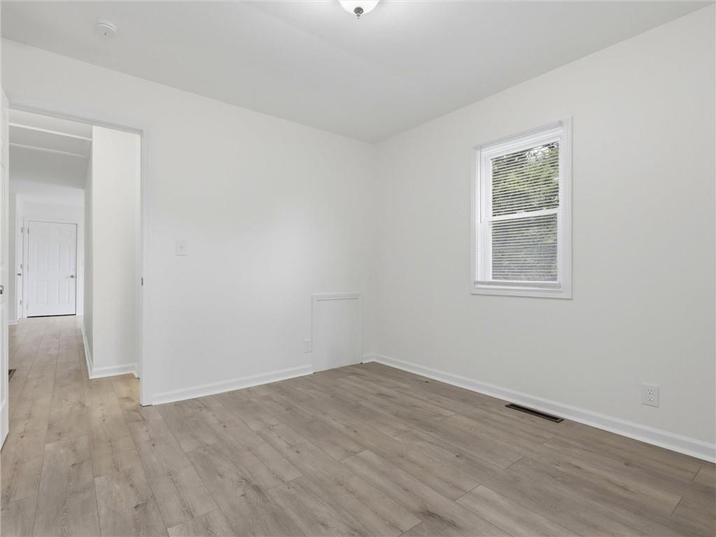 2309 S Crescent Avenue Property Photo 15