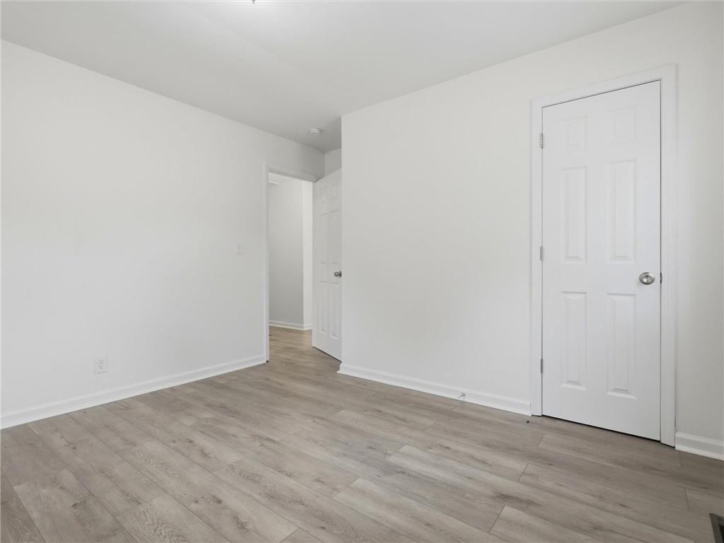 2309 S Crescent Avenue Property Photo 17
