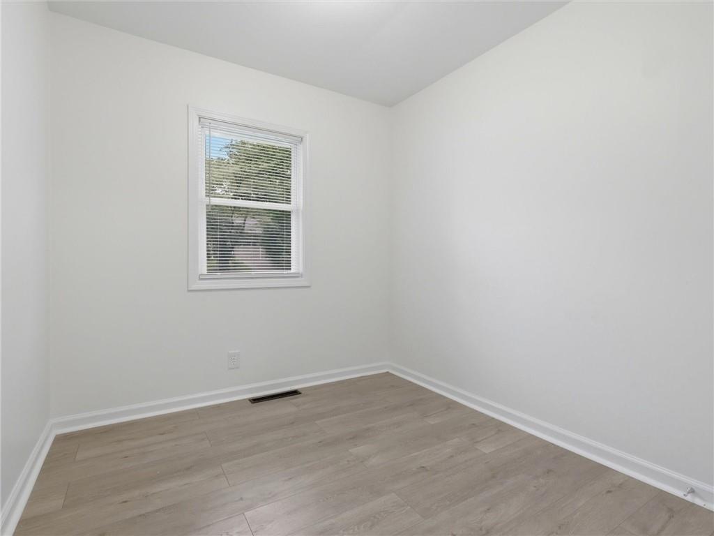 2309 S Crescent Avenue Property Photo 18