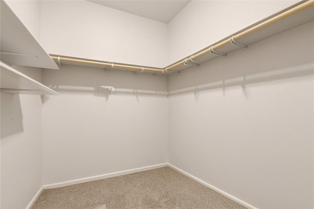 20312 W 193rd Lane Property Photo 12