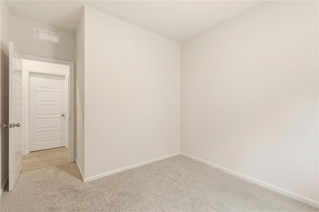 20312 W 193rd Lane Property Photo 16