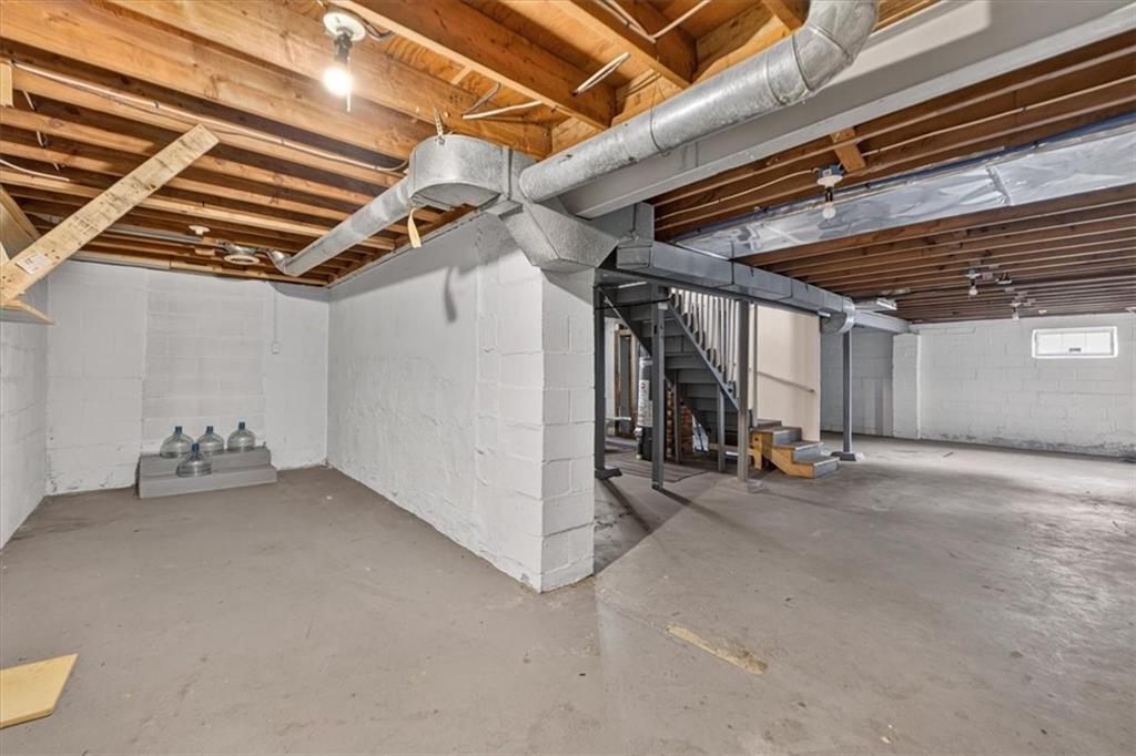 809 E 83rd Street Property Photo 29