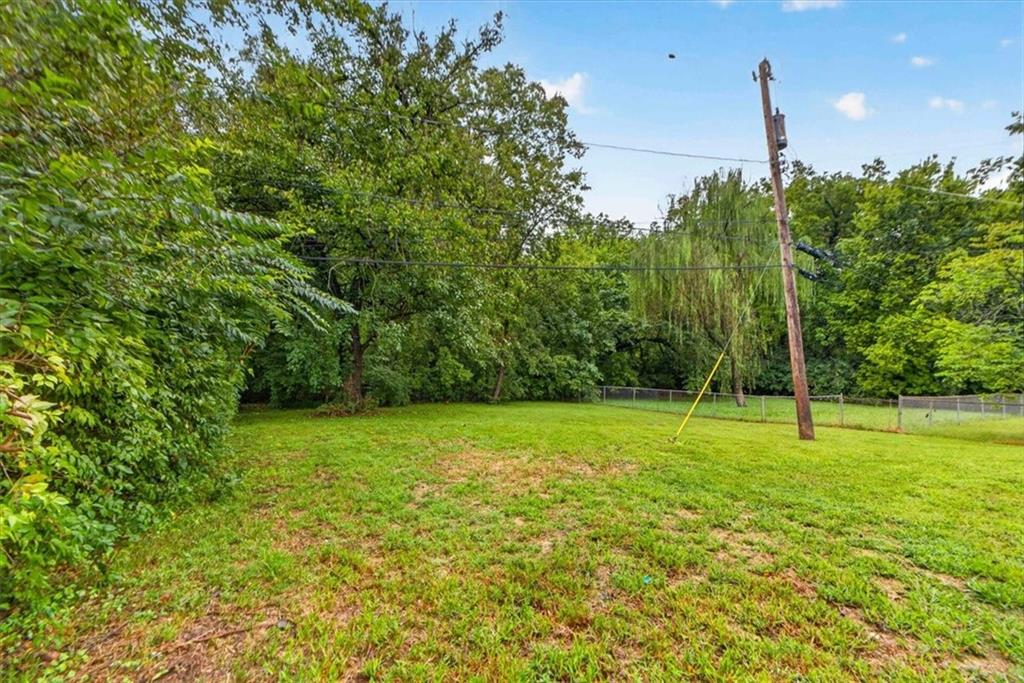 809 E 83rd Street Property Photo 35
