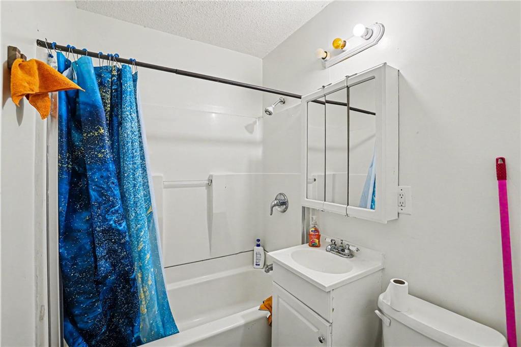 4522 Walker Avenue Property Photo 10