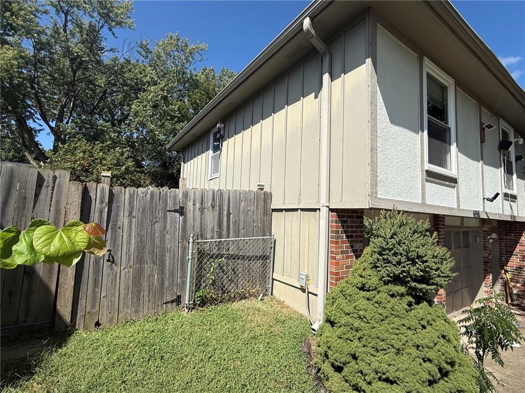6316 Alden Street Property Photo 3