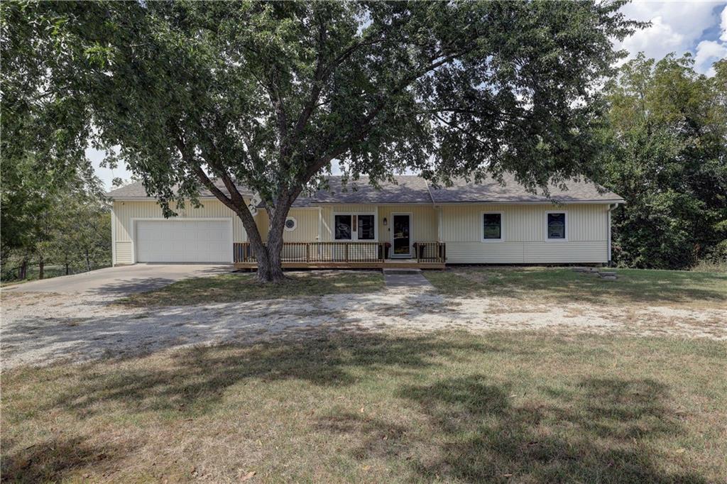 14788 Midway Drive Property Photo 2