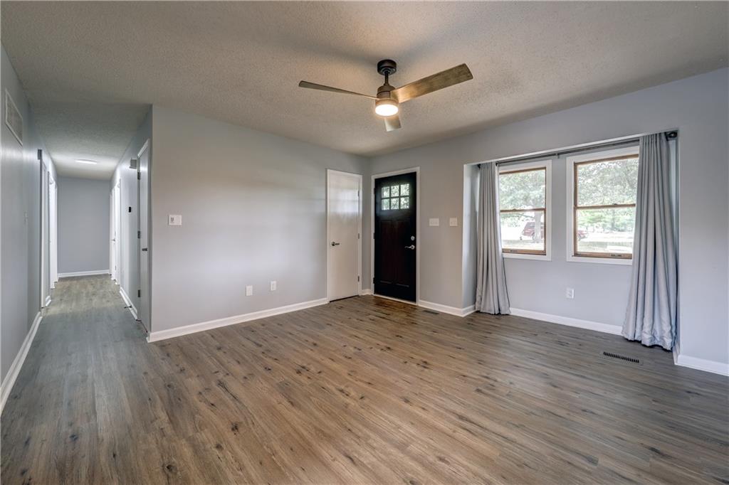 14788 Midway Drive Property Photo 11